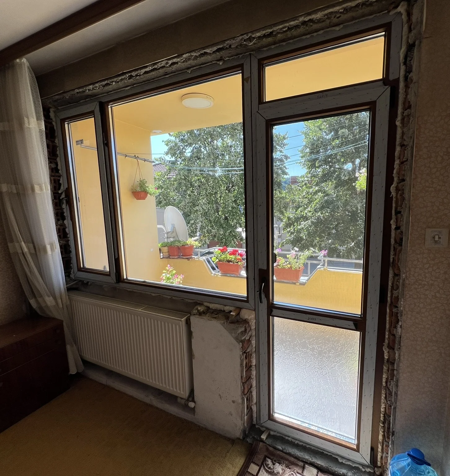 Монтаж на 5-камерна немска профилна система KBE в град Троян